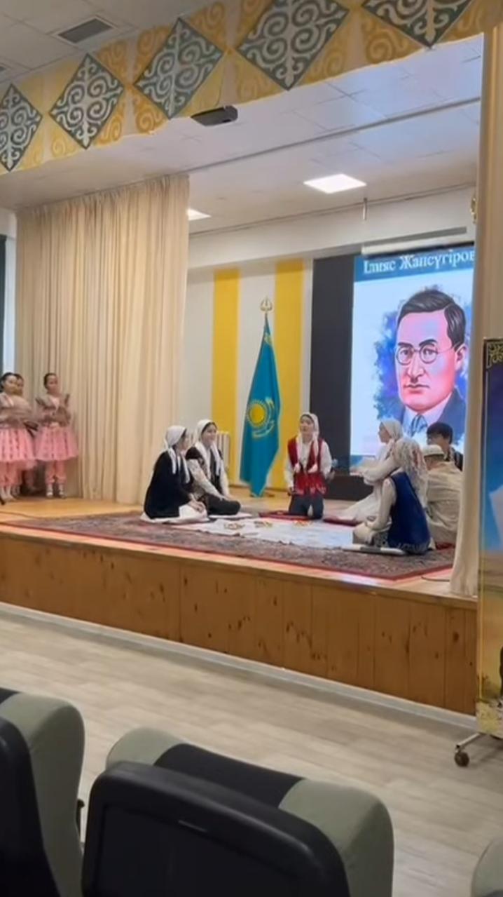 Ілияс Жансүгіров-поэзияның шырағы